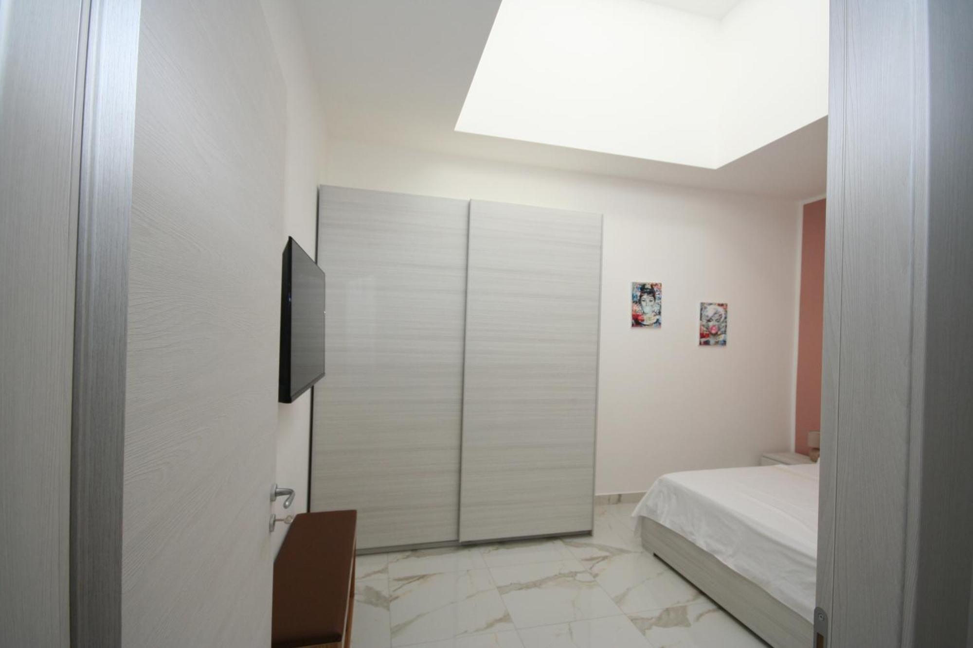 B&B Luxhome Catanzaro Buitenkant foto